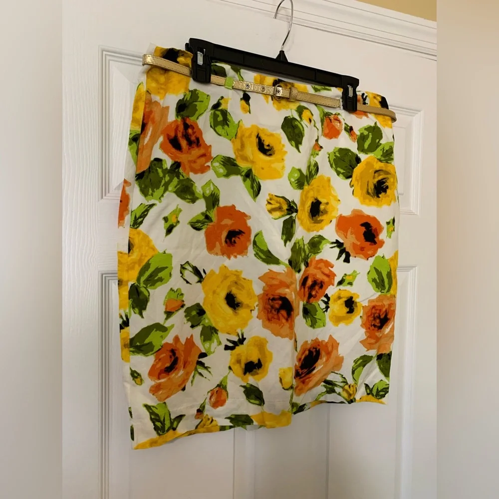 Premise Multicolored Floral Rose Pencil Skirt with Gold‎ Belt Size 12 Romantic